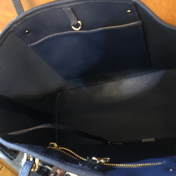 Designer Purses - Picture 3 of 3